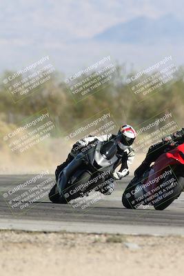 media/Oct-25-2025-Race Pace (Sat) [[47cce5476f]]/Non Verified (1st 20 Minutes of Every Hour)/4-Turn 2 (1112am)/